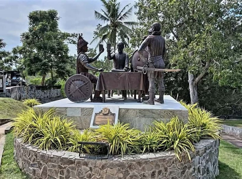 BOHOL: Chocolate Hills, Tarsiers and Loboc River Day Tour - Blood Compact Shrine: the culture warm-up before the big sights