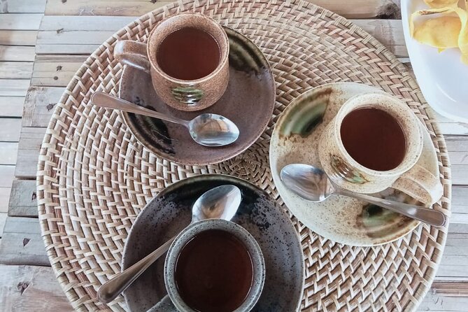 Bohol Chocolate Making and Farm Tour - Hands-on chocolate making: roasting, molding, and tasting