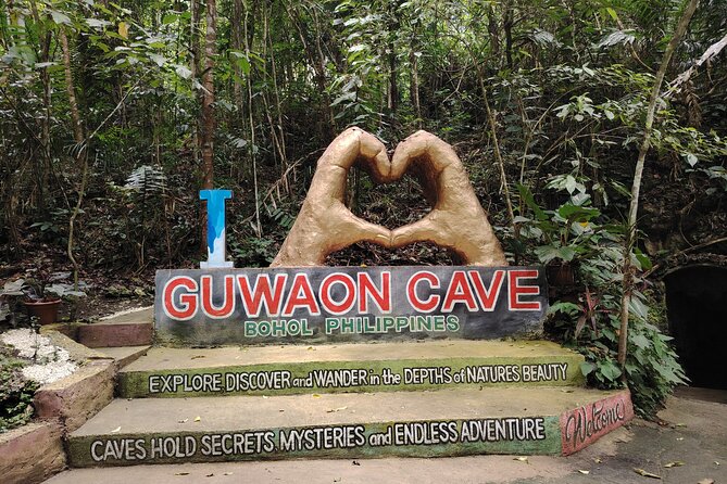 Bohol Countryside Tour to Chocolate Hills and Loboc River - Stop 3: Guwaon Cave, short stop with local stories