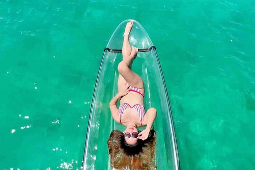 Boracay: Crystal Kayak Photo-op Experience - What happens during the 15-minute session on the water
