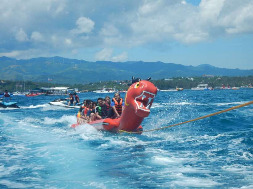 Boracay: Inflatable Banana or Dragon Boat Ride - Who This Fits Best, and When It Might Feel Less Fun