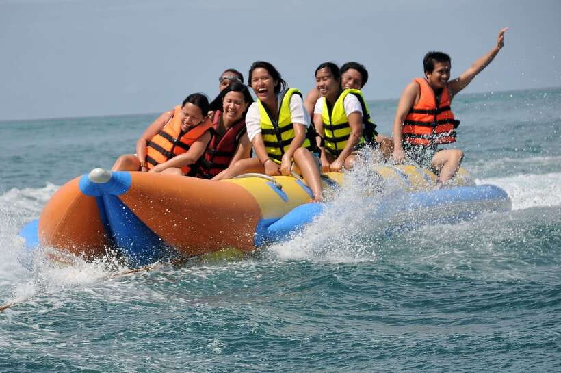 Boracay: Inflatable Banana or Dragon Boat Ride - Where to Meet at Stations 1 and 3 (So You Don’t Rush Around)