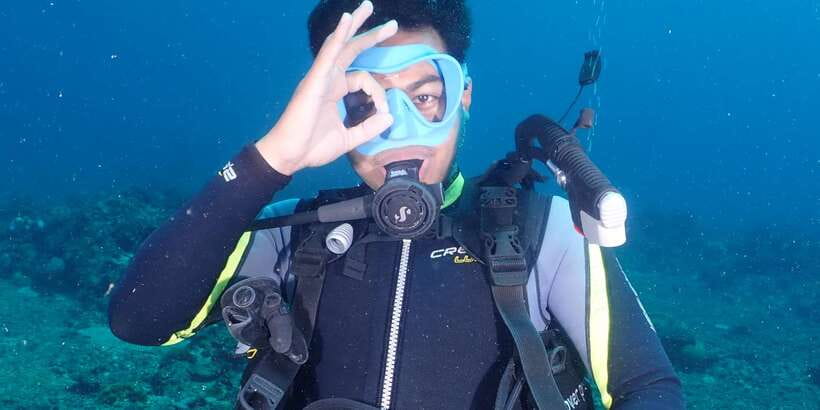 Boracay: Introduction to Scuba Diving Experience - The boat ride and that first look at Boracay from the water