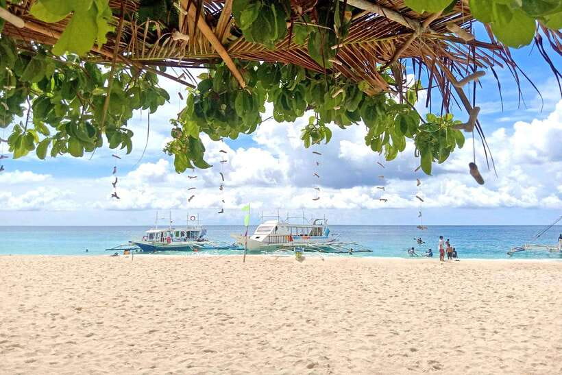Boracay: Island Boat Tour with Crystal Cove Entry - Key things to know before you go