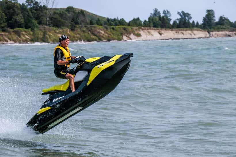 Boracay: Jet Ski Experience - Price and value: $81 per group, plus the small extra fee