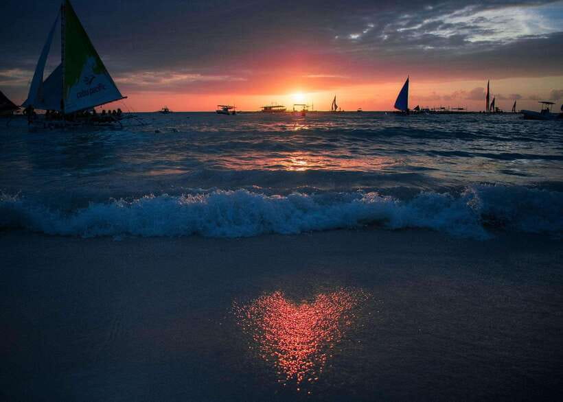 Boracay: Paraw Sailing - Key Reasons Paraw Sailing Is Worth Your Time