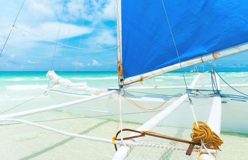Boracay: Paraw Sailing - Getting to White Beach and Finding Your Guide Fast