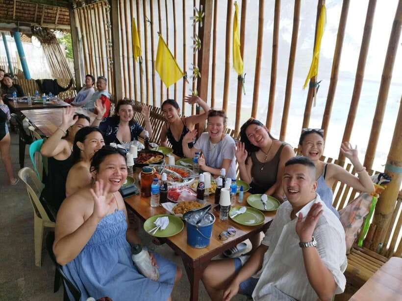 Boracay: Private Island Boat Tour and Lunch with Seaview - The Boat Ride: What the 3.5 Hours Feels Like