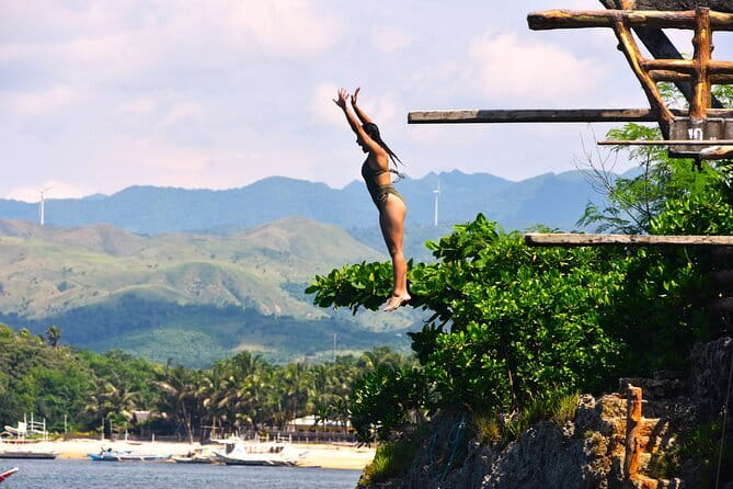 Boracay Private Island Hopping Premium with Lunch - Key things that make this island hopping work