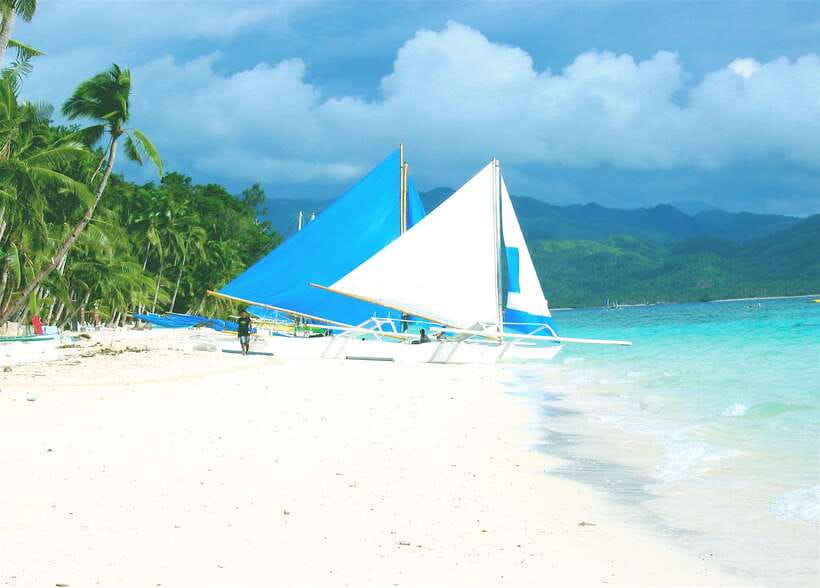 Boracay: Private Traditional Bamboo Boat Sailing Tour - Key Things I’d Bet You’ll Notice