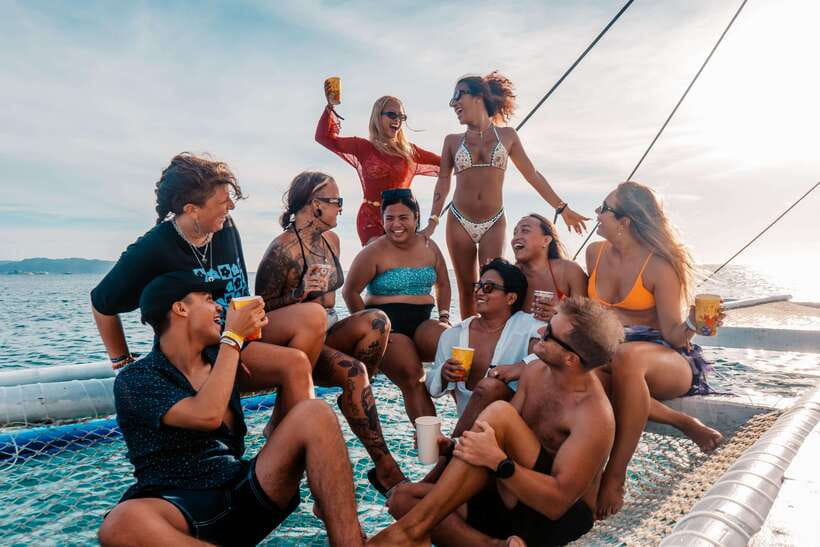 Boracay: Sunset Cruise Boat Party by Haqqy Life - Drinks, photos, and what costs extra