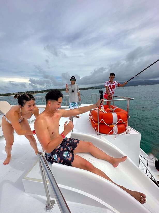 Boracay Sunset Cruise with RedWhale Party Yacht - Getting There: Astoria Boracay Station 1 and a Quick Speedboat Hop
