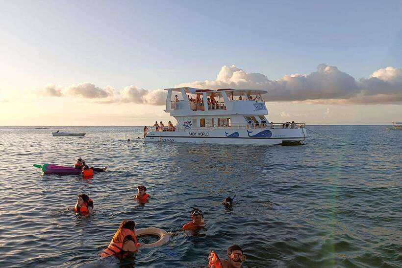 Boracay: Ultimate Party Cruise aboard the Andy World Yacht - Price and value: why about $31 can make sense here