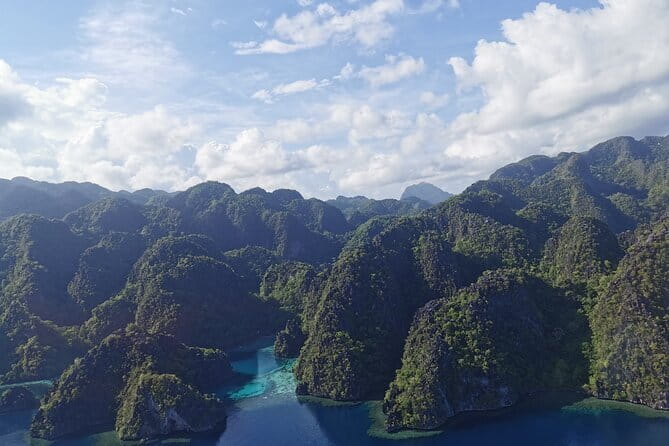Busuanga Scenic Seaplane Flight 30 Minutes - Malawig: the northern edge of Busuanga and Tagbanua waters