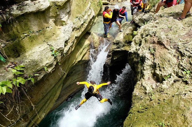 Canyoneering in Kawasan Badian Tour with Lunch & Transportation - Key highlights at a glance