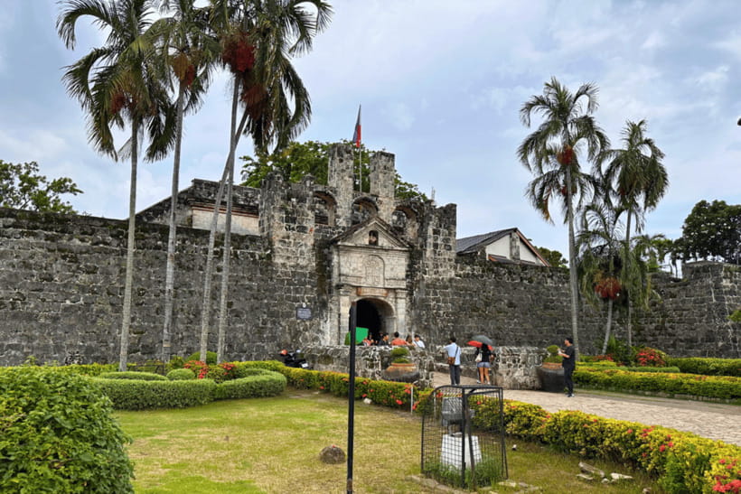 Cebu: Cebu City and Mactan Island Tour - Magellan’s Cross and the Basilica Minore del Santo Niño