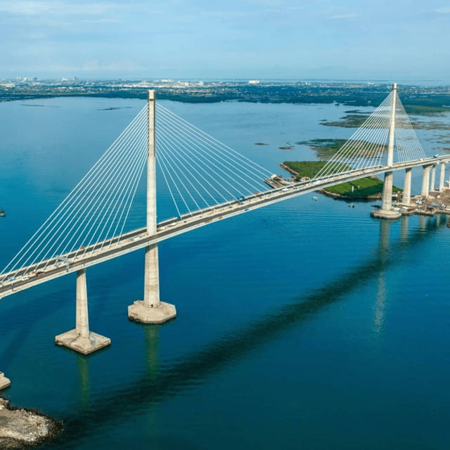 Cebu City: Best of Cebu Full-Day Guided Sightseeing Tour - CCLEX Scenic Drive and the Big Finish at 10,000 Roses Café