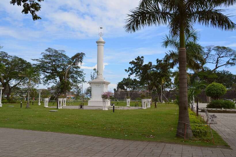 Cebu City: Half-Day Tour with Shopping - Magellan’s Cross Pavilion: the story behind Cebu’s most famous cross