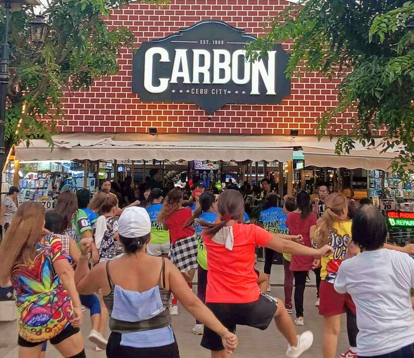 Cebu City: Walking Tour - Night Cebu: Carbon Night Market, Sugbo Mercado, and roof-deck city views