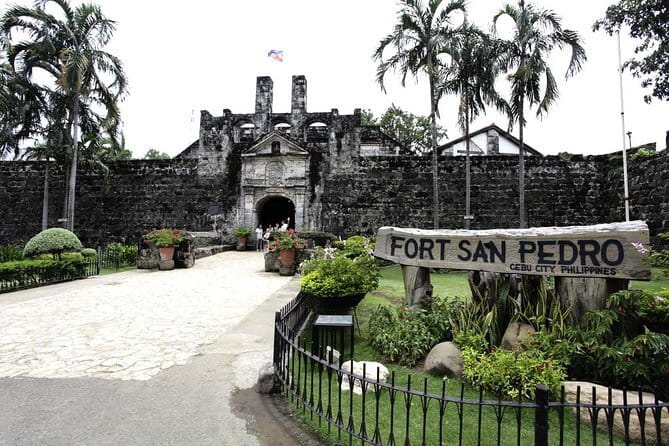 Cebu Group Tour: Best Cebu City Tour - Where Lunch and Extra Stops Fit Into 10 Hours