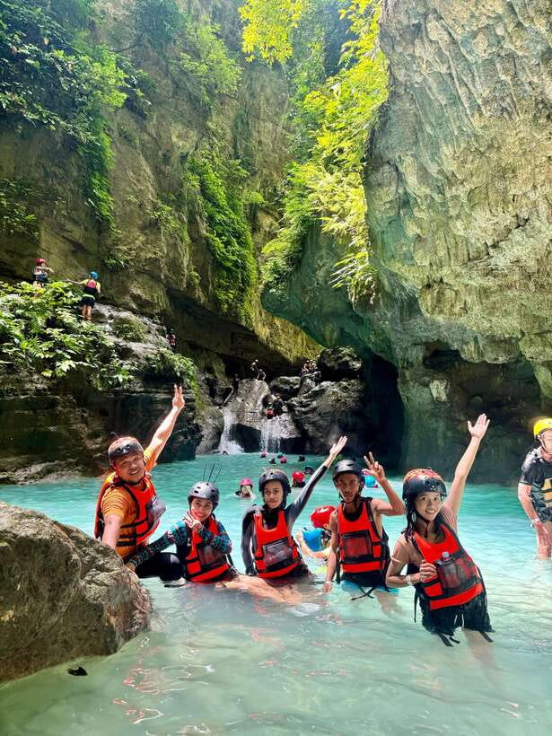 Cebu: Kawasan Falls Canyoneering & Zipline Experience - Key things I’d watch for