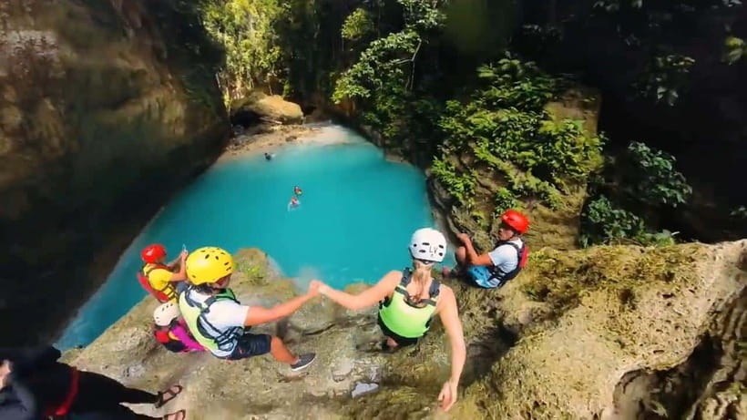 Cebu: Moalboal Sardine Run & Kawasan Falls Canyoneering - The drive and Badian lunch break: where the day gives you breathing room