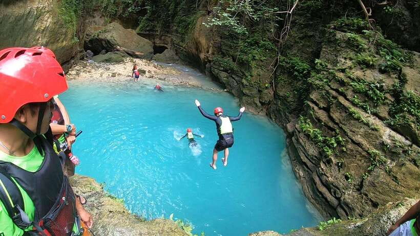 Cebu: Moalboal Sardines Run Snorkel & Kawasan Canyoneering - Along the way at Kawasan Falls: the 3-hour sightseeing stretch