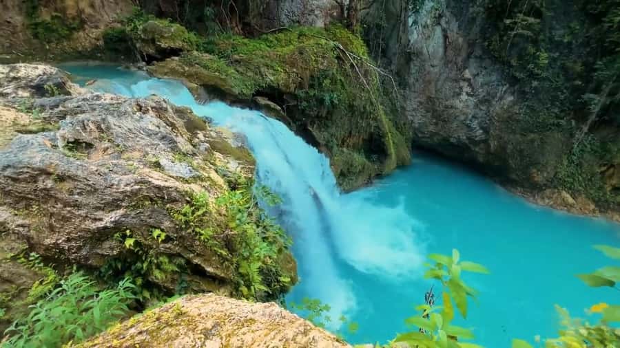 Cebu: Osmeña Peak and Kawasan Canyoneering Day Tour - Getting on the road: the 4:00 AM pickup and Dalaguete drive