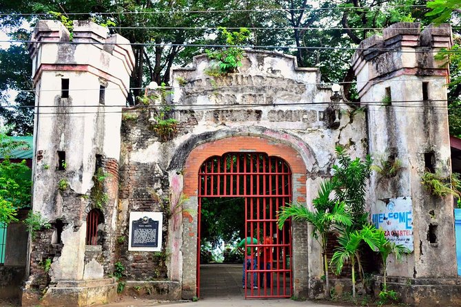 City tour of Puerto Princesa Palawan Philippines - Stop 1: Palawan Wildlife Rescue and Conservation Center