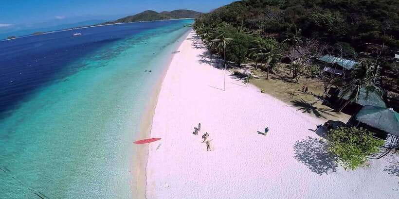 Coron Island Escapade: A Tropical Feast & Adventure - Banana Island (Dicalabuan): A Calmer Pace for Photos and Rest