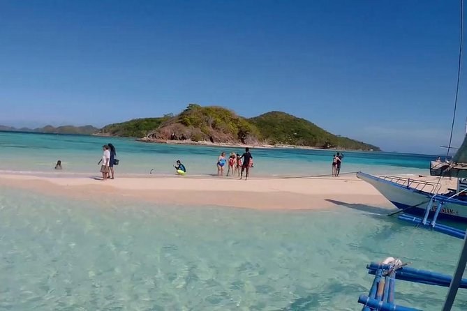 Coron Island Escapade Tour (Shared Tour) - Getting to the boat: pickup timing and small group impact