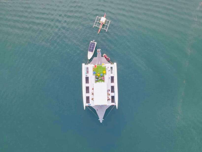 Coron Island: Premier Trimaran Tour - The cruising stretch: views first, then lagoons