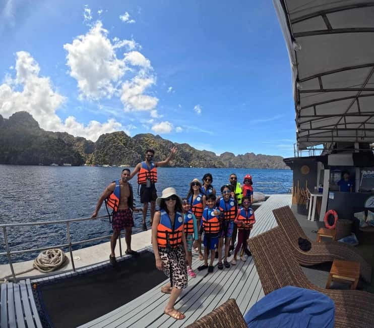 Coron Island: Premier Trimaran Tour - Kayangan Lake: the one stop where timing and comfort pay off