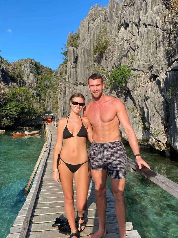 Coron Island Tour: 5 Top Attractions & Island Buffet Feast - CYC Beach: Sun Time, Photos, and a Reset Between Activities