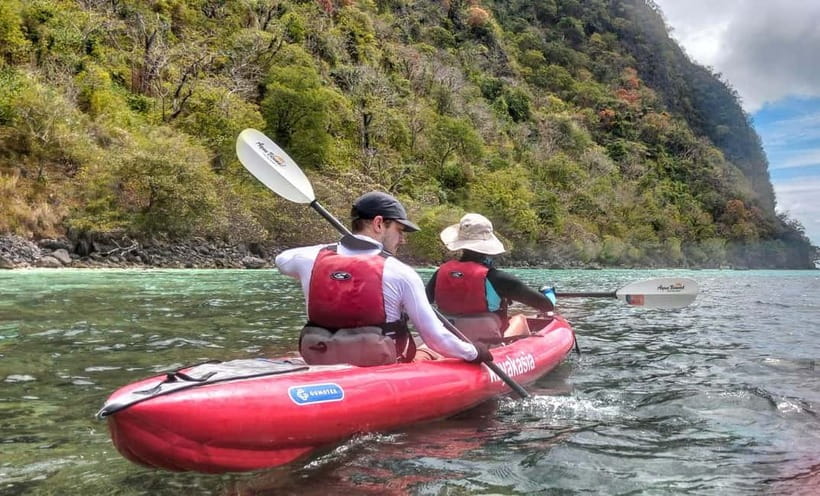 Coron: North Face Kayaking Tour with Lunch and Snorkeling - Timing and van pickup for a smooth 8 AM start
