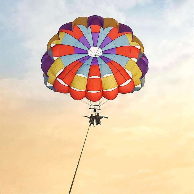Coron: Parasailing Experience - Wet Dip vs Staying Dry: Choose Your Comfort Level