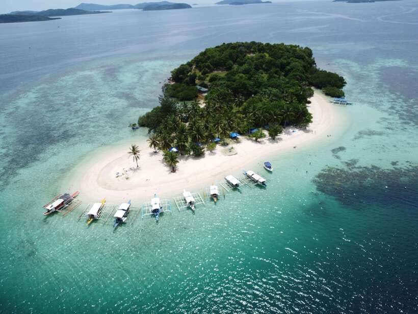 CORON:REEF AND WRECK - 2 JAPANESE WRECK AND PASS ISLAND TOUR - Coron Reef and Wreck Tour at a Glance (8 Hours for $42)