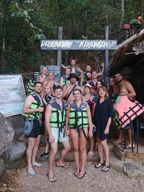Coron: Super Ultimate 7 Destination with Lunch & Transfer - Pickup Windows and the Shared Tour Reality