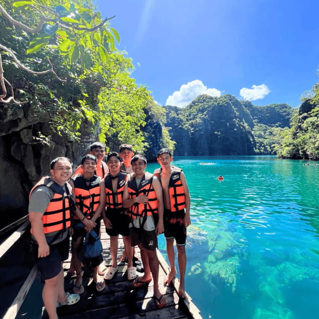 Coron: Super Ultimate Island-Hopping with Lunch & Transfers - Banul Beach buffet lunch: what you eat and how to make it enjoyable