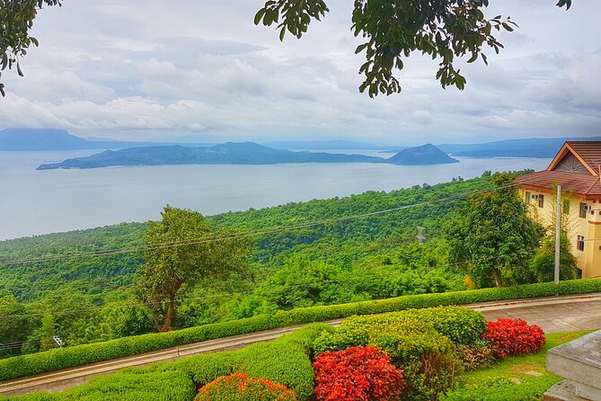 Discover Tagaytay's Countryside: Half-Day Sightseeing Tour - Peoples Park In The Sky and the Fun Jeepney Climb