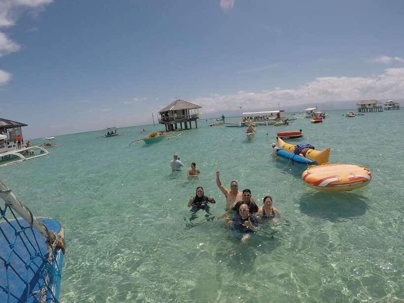 Dumaguete: Dolphin Watching & Manjuyod Sandbar Private Tour - Manjuyod Sandbar: the famous walk and what can change day to day