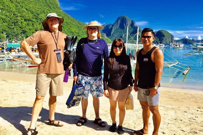 El Nido Group Tour A with Beach Lunch - Payong-Payong Beach: a breather with shallow water and powdery sand