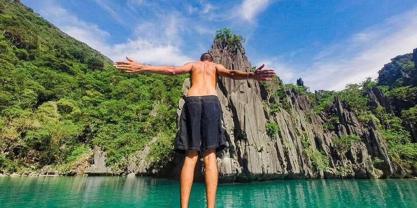 El Nido: Hidden Beaches and Lagoons Boat Hopping Tour D - Swimming, Snorkeling, and Kayaking: Choosing Your Level of Water Time