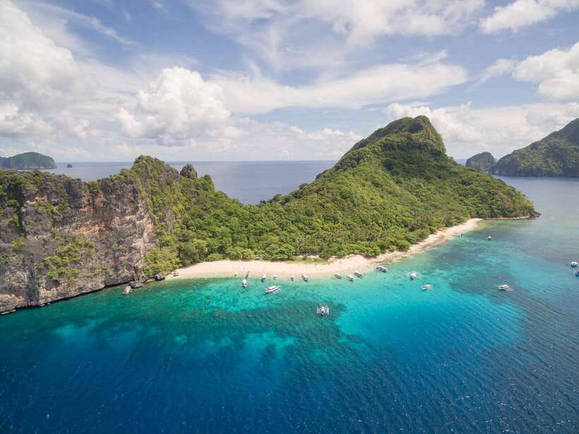El Nido Island Hopping Tour C: Hidden Beaches & Shrine - The real vibe of El Nido Tour C, Hidden Beaches edition