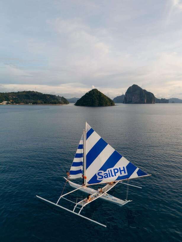 El Nido Islands: Shared Paraw Sunrise Sailing - Bacuit Bay at 4:30 AM, the real reason to chase dawn