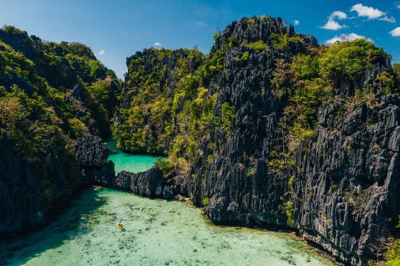 El Nido: Private/Exclusive Island Hopping Tour D BEST PRICE - Pasandigan Cove: The Lunch Break That Can Feel Like Your Own Beach Day
