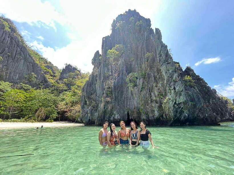 EL NIDO: Private Island Hopping Tour C w/BUFFET LUNCH - Tour C at a Glance: What Makes the Day Worth It