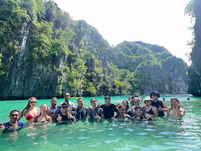 El Nido: Shared Island Hopping Tour C with Buffet Lunch - Secret Beach and the Limestone-Cove Payoff