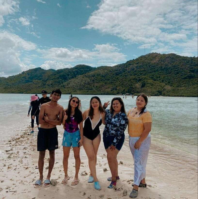 EL NIDO: Sharing/Joiner Island Hopping Tour B - What You Get for $28, and What Costs Extra
