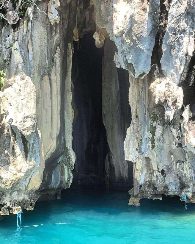 El Nido: Snake Island and Cave Tour with Island Lunch - Cathedral Cave by boat: the dramatic entrance from the water